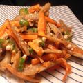 tomokoshiawase's cooksnap of when they made ごぼうと人参、オクラの味噌炒め.
