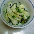 YIKI's cooksnap of when they made キャベツの塩昆布あえ.