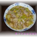 hirousao's cooksnap of when they made 白菜と豚肉だけの中華丼.