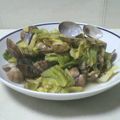 ezomomo's cooksnap of when they made あさりとキャベツのにんにくバター蒸し.