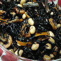 tomotsun's cooksnap of when they made 我が家のおいしいひじきの煮物.