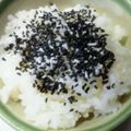 かぴーな's cooksnap of when they made 超簡単☆胡麻とゴマ油のおにぎり.