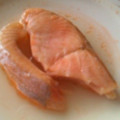 ｙｕ☆ａｋ's cooksnap of when they made お弁当に簡単♪まるまる鮭♪焼き網いらず.