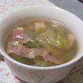 mutsu＊'s cooksnap of when they made ベーコンとレタスの簡単スープ.