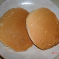 kenfami's cooksnap of when they made 乳清(ホエー)だけで、パンケーキ.