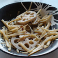 あんにゃんです's cooksnap of when they made うどの皮と蓮根のナンプラーきんぴら.