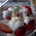 myukitty's cooksnap of when they made イチゴはちみつヨーグルト。.
