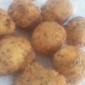 mizukitty's cooksnap of when they made 簡単　朝のミニドーナツ.