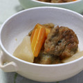 ピンクのたまご's cooksnap of when they made 簡単大根とさつま揚げの煮物.