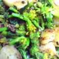 もりのまいご's cooksnap of when they made 菜の花と新じゃがのガーリックバター炒め.
