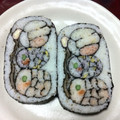 mukkuuu's cooksnap of when they made こどもの日の飾り巻き寿司✿こいのぼり✿.