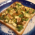 龍青空ママ's cooksnap of when they made チーズと福神漬けとアボカドの和風トースト.