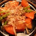 tomokoshiawase's cooksnap of when they made はなびし草のアスパラとトマトのおかか和え.