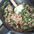 shiorinn's cooksnap of when they made 豚ひきニラ玉スタミナ丼.