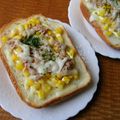 nekoland's cooksnap of when they made ツナマヨコーン♪トースト.
