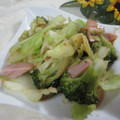 miyuki12's cooksnap of when they made お魚ソーセージとキャベツのおつまみ炒め.