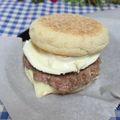 ととろ＆めい's cooksnap of when they made 朝マックのソーセージエッグマフィン再現☆.