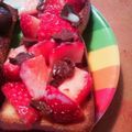★ひいらぎ★'s cooksnap of when they made 幸せ気分✿いちごみるくチョコトースト✿.