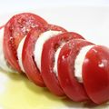 hyamazak's cooksnap of when they made トマトとモッツァレラチーズのサラダ♪.