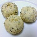 マロンまゆ's cooksnap of when they made 簡単♪ノンオイル♪豆腐ゴマチーズパン.