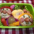 海理ママ's cooksnap of when they made お弁当に♪ｶﾆｶﾏ卵焼きでお花飾り☆.