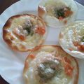 ＢＵＴＴＯＮ3's cooksnap of when they made 餃子の皮で♪鮭フレークのクリスピーピザ.