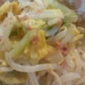 nimarono's cooksnap of when they made 春キャベツともやしの梅マヨサラダ.