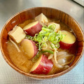 azbjbn's cooksnap of when they made 秋です。さつま芋と玉ねぎのみそ汁.