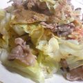 いかりんGOO's cooksnap of when they made 牛肉と春キャベツの蒸し焼きピリ辛胡麻だれ.