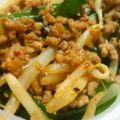 熊人すみこ's cooksnap of when they made 「挽肉＆ニラ＆もやし」のピリ辛♪中華炒め.