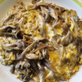 チョモチャ's cooksnap of when they made きのこの卵とじ.