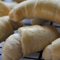 rakuen's cooksnap of when they made ＊あこ酵母＊基本の生地でロールパン.