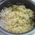 ラビラビ's cooksnap of when they made 塩鮭の焼いたのとグリンピースのまぜご飯.