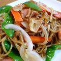 おぶうさま's cooksnap of when they made 揚げ玉＆にんにく入り焼きそば　.