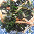 ayaka1030's cooksnap of when they made こしあぶらと竹輪とわかめの炒め物.