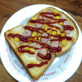 YCHキッチン's cooksnap of when they made ＊新玉ねぎとウィンナーのマヨトースト！＊.