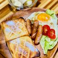ryu☆ryu's cooksnap of when they made 簡単朝食♡バターが香るメロンパントースト.