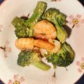 ちゃちゅ2's cooksnap of when they made 海老とブロッコリーのオイマヨ炒め.