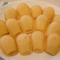 rnap1e's cooksnap of when they made めちゃうま～♪♪大満足☆米粉マドレーヌ☆.