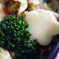キャシーキャサリン's cooksnap of when they made 簡単あさがお　キャラ弁　おかず.