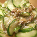 tomokoshiawase's cooksnap of when they made 疲労回復☆きゅうりととろろ昆布の酢の物.
