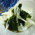 くみちょん's cooksnap of when they made わかめと新玉ねぎのまろやか酢の物.