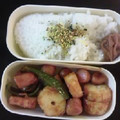 salymama's cooksnap of when they made ＊お弁当用＊ちくわウインナー炒め.