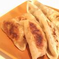 成田くま子's cooksnap of when they made とろ～りチーズのさばみそ餃子.