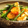 cra's cooksnap of when they made アスパラとエビのにんにく塩炒め.