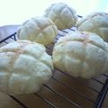 katsuraちゃん's cooksnap of when they made 軽くてサクふわ♪　メロンパン.