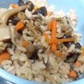 ユーロン's cooksnap of when they made しめじの炊き込みご飯.