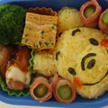 eitoman1's cooksnap of when they made キャラ弁に☆くまのプーさん　おにぎり.