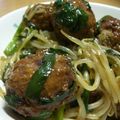 いちご１０１１'s cooksnap of when they made ☰中華風肉団子で、ニラともやしの炒め物☰.