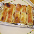 emyemy's cooksnap of when they made 簡単♬ちくわのかにかまマヨのせチーズ焼き.